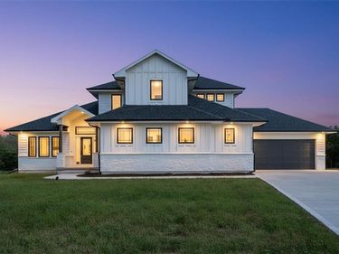 13311 Woodland Ranch Drive, Lone Jack, MO 64086