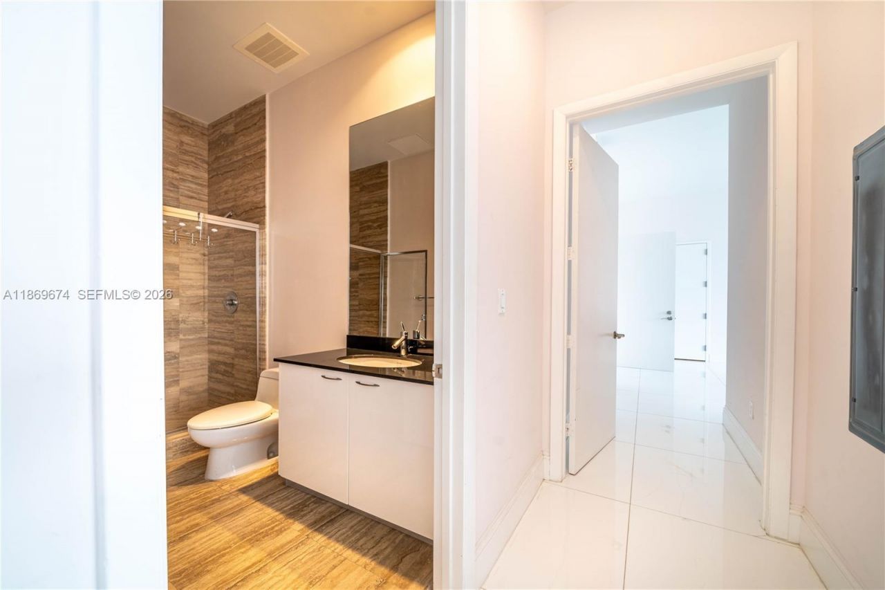 16001 Collins Ave, Unit 4305, Sunny Isles Beach, FL 33160 Photo
