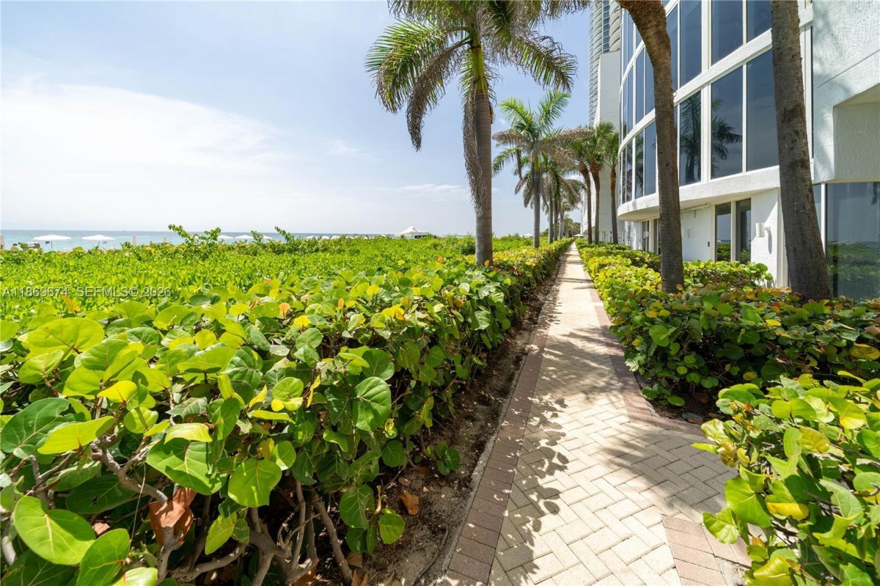 16001 Collins Ave, Unit 4305, Sunny Isles Beach, FL 33160 Photo
