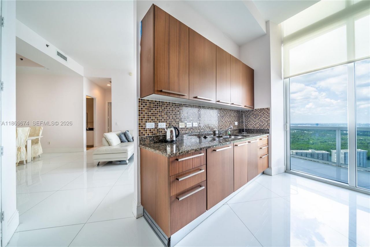 16001 Collins Ave, Unit 4305, Sunny Isles Beach, FL 33160 Photo
