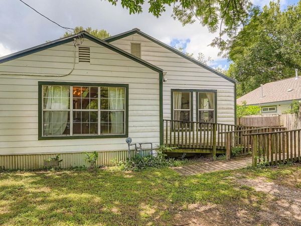 5605 Tura LN, Austin, TX 78721