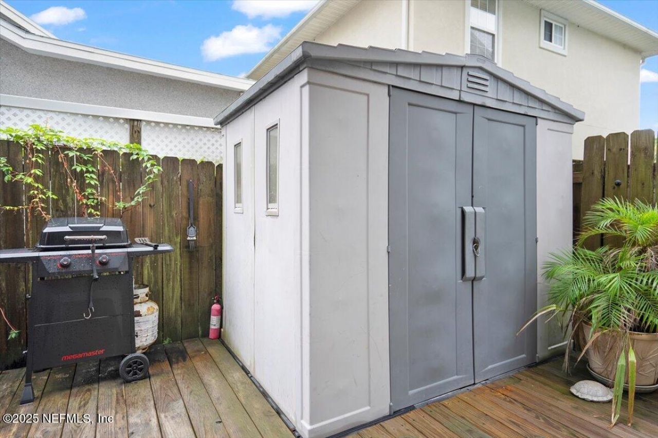 1717 2nd Street S, Jacksonville Beach, FL 32250 Photo