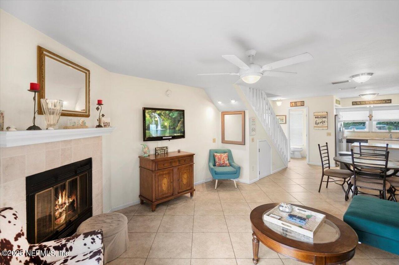 1717 2nd Street S, Jacksonville Beach, FL 32250 Photo