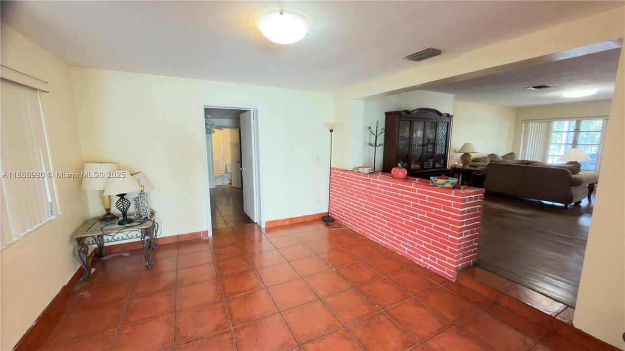 549 SE 2nd St, Belle Glade, FL 33430 Photo