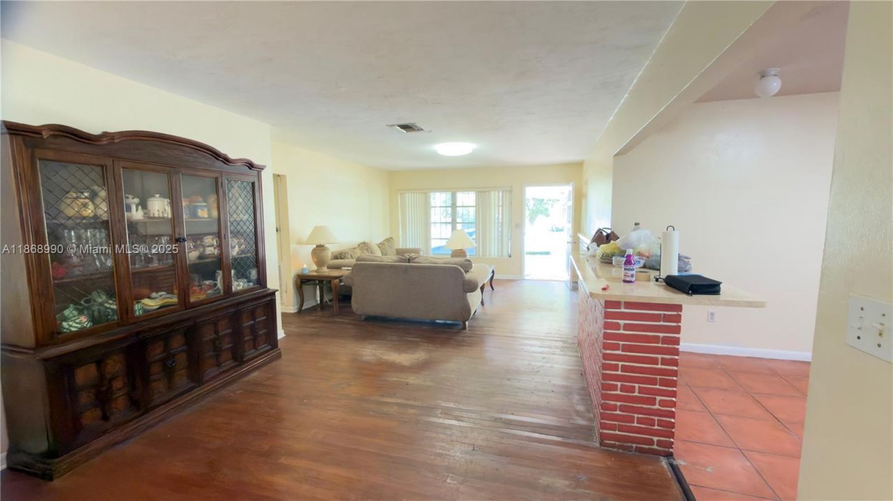 549 SE 2nd St, Belle Glade, FL 33430 Photo