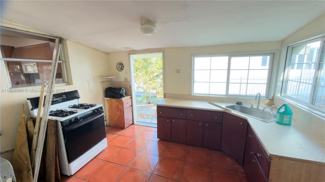 549 SE 2nd St, Belle Glade, FL 33430 Photo