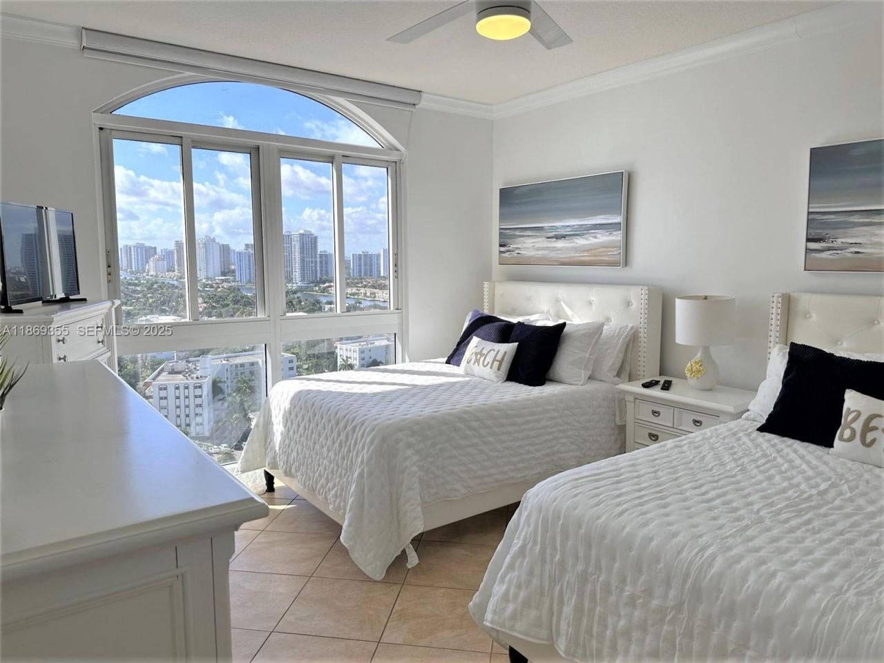 2080 S Ocean Drive, Unit PH3, Hallandale Beach, FL 33009 Photo