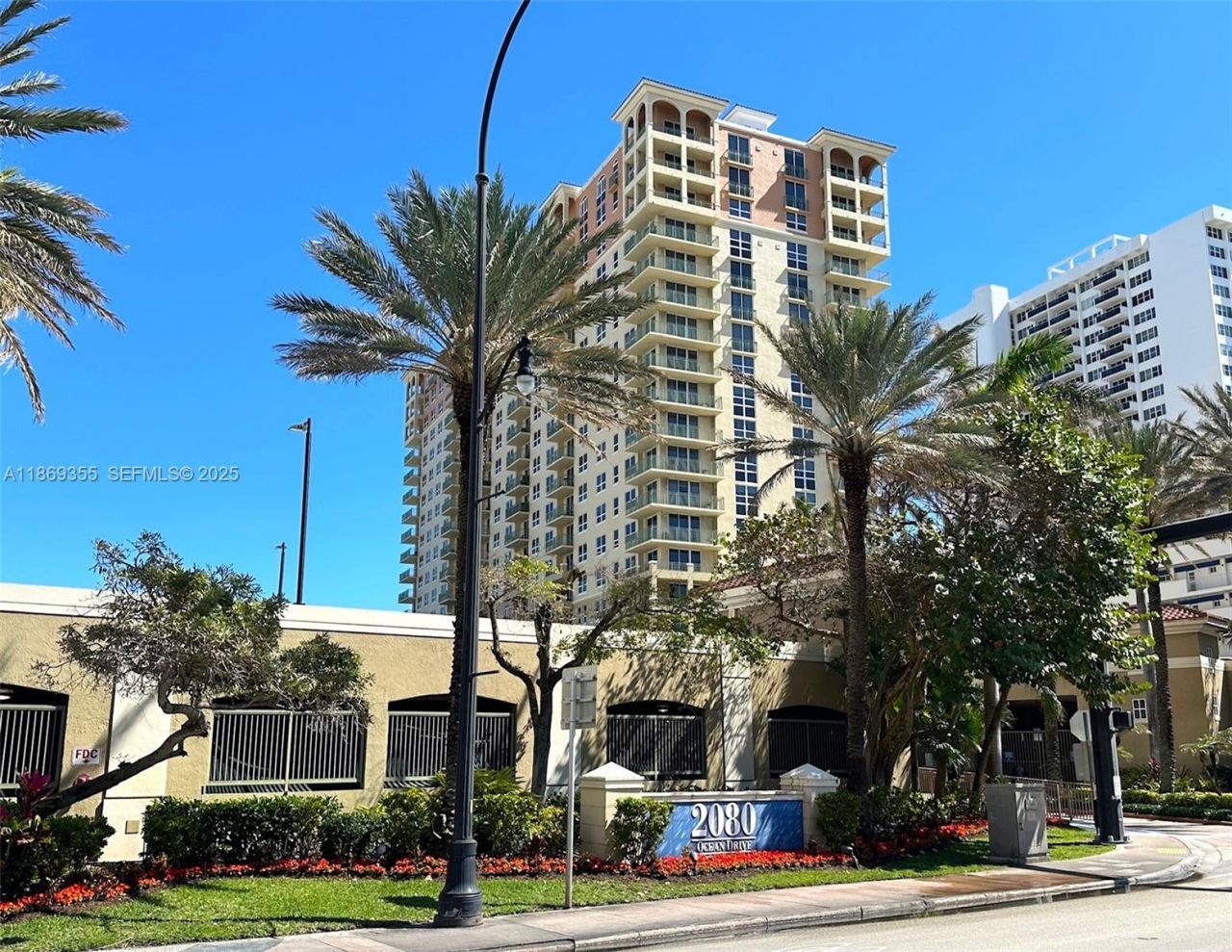 2080 S Ocean Drive, Unit PH3, Hallandale Beach, FL 33009 Photo