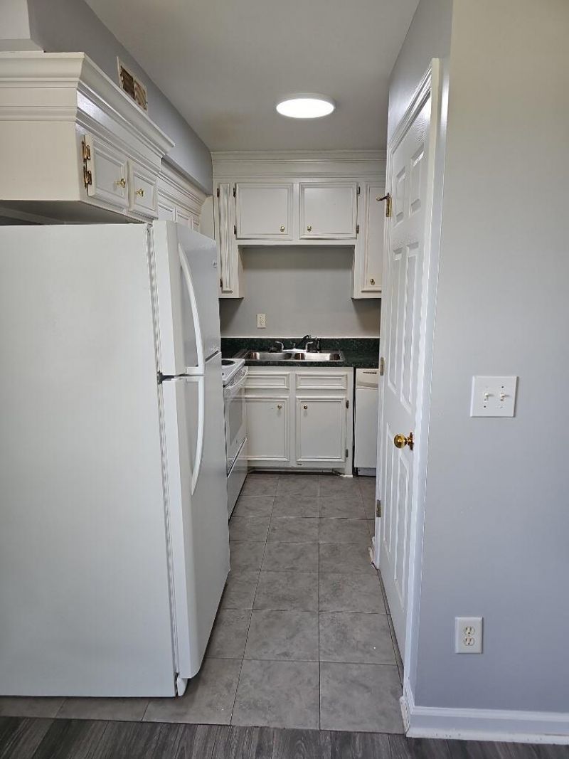 3930 Azalea Drive Photo 6