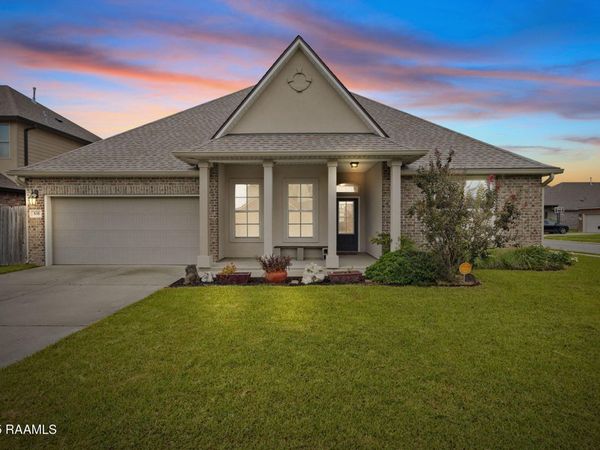 535 Cautillion Drive, Youngsville, LA 70592