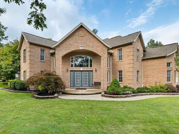 3320 Oakstone Drive, Ontario, OH 44903