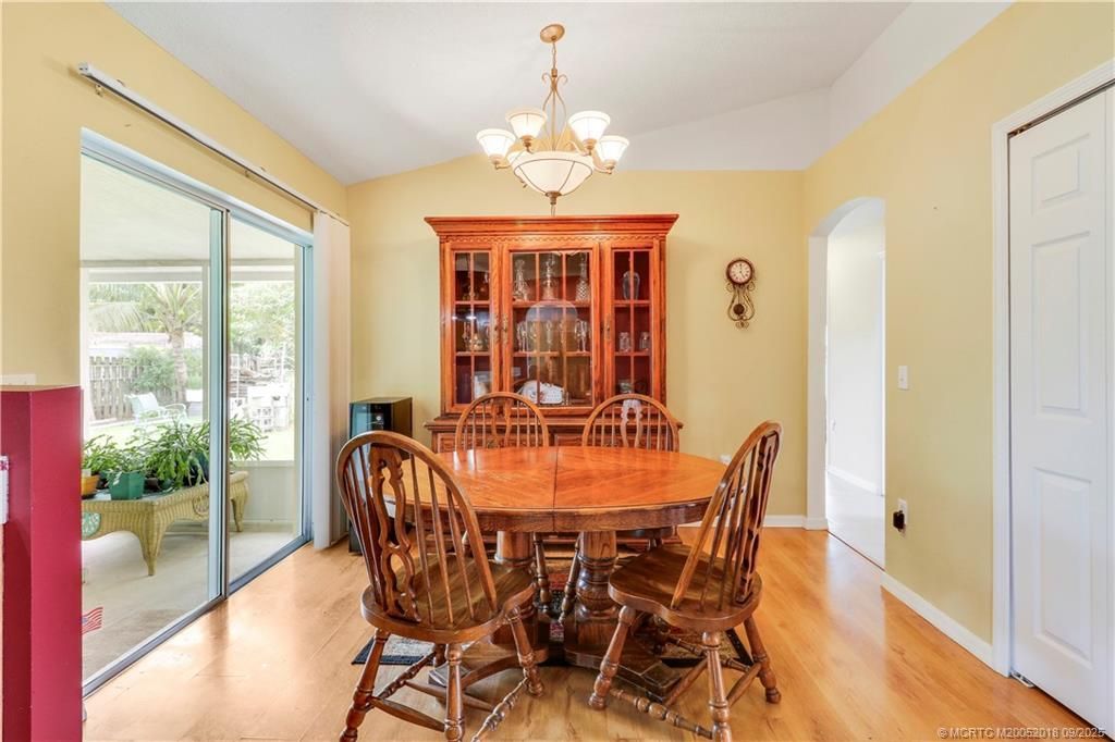 432 NW Raymond Lane, Port Saint Lucie, FL 34983 Photo