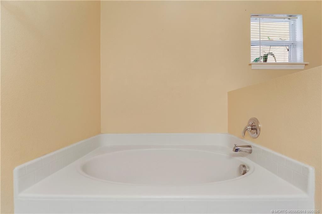 432 NW Raymond Lane, Port Saint Lucie, FL 34983 Photo