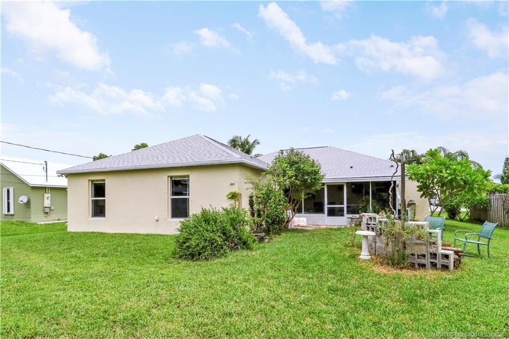 432 NW Raymond Lane, Port Saint Lucie, FL 34983 Photo