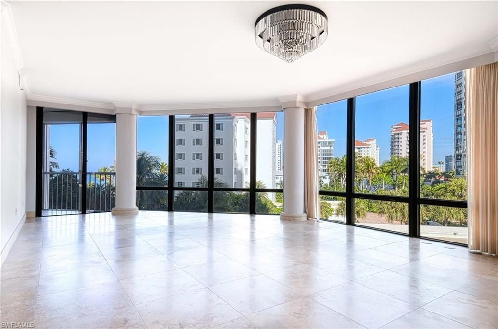 4951 Gulf Shore Blvd N, Unit 104, Naples, FL 34103 Photo