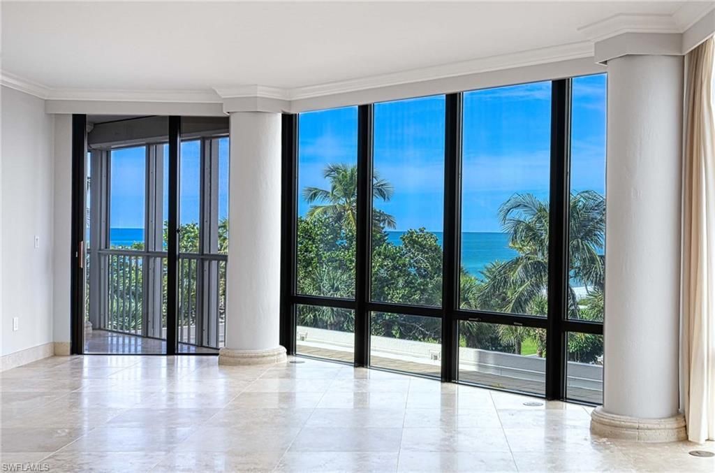 4951 Gulf Shore Blvd N, Unit 104, Naples, FL 34103 Photo