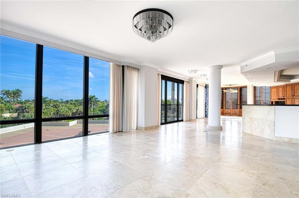 4951 Gulf Shore Blvd N, Unit 104, Naples, FL 34103 Photo