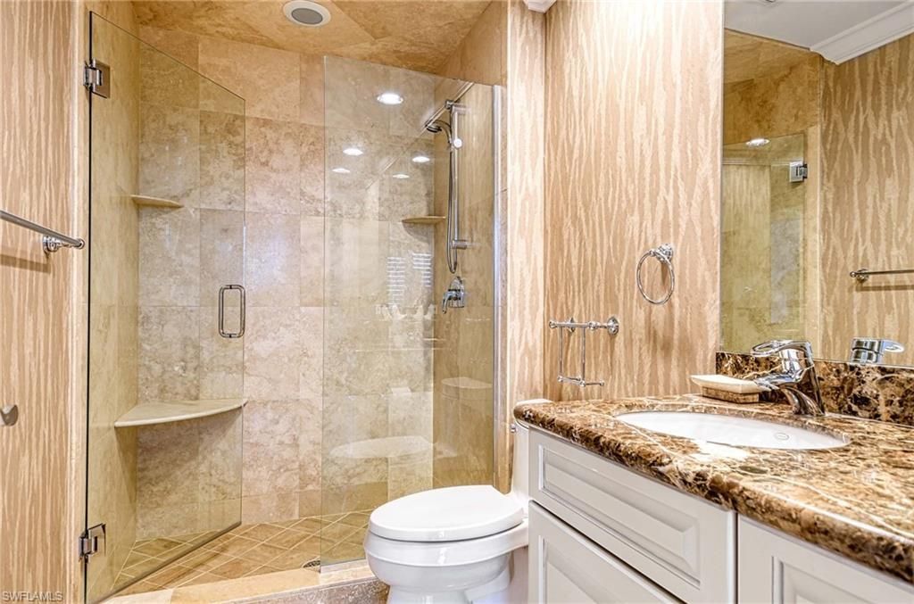 4951 Gulf Shore Blvd N, Unit 104, Naples, FL 34103 Photo