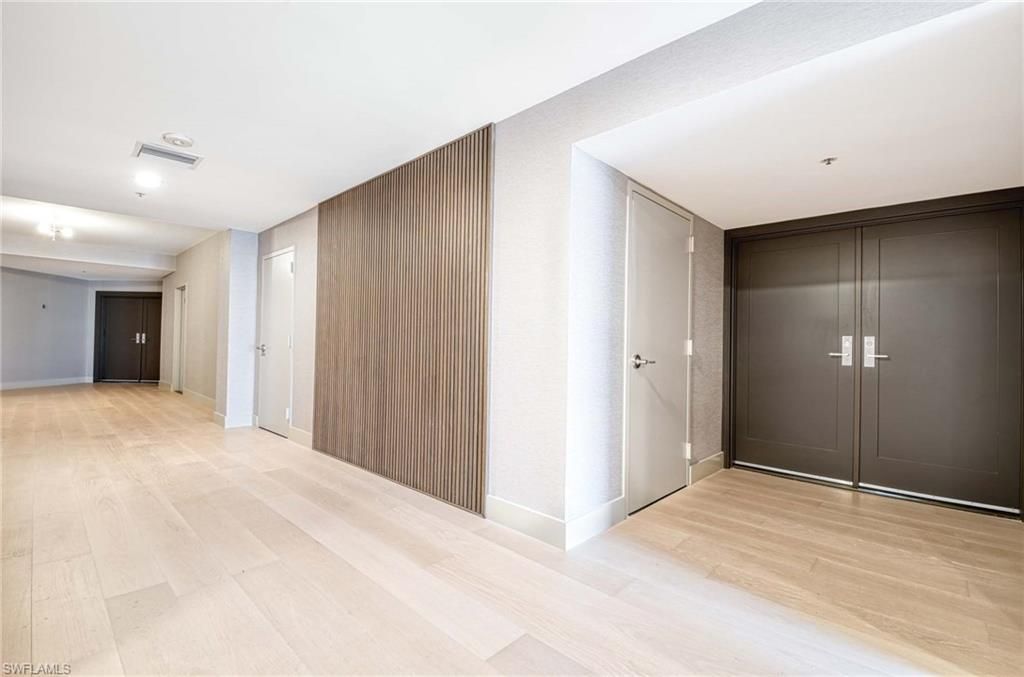 4951 Gulf Shore Blvd N, Unit 104, Naples, FL 34103 Photo