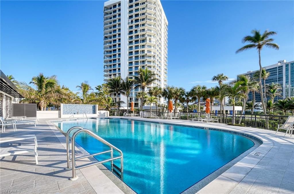 4951 Gulf Shore Blvd N, Unit 104, Naples, FL 34103 Photo