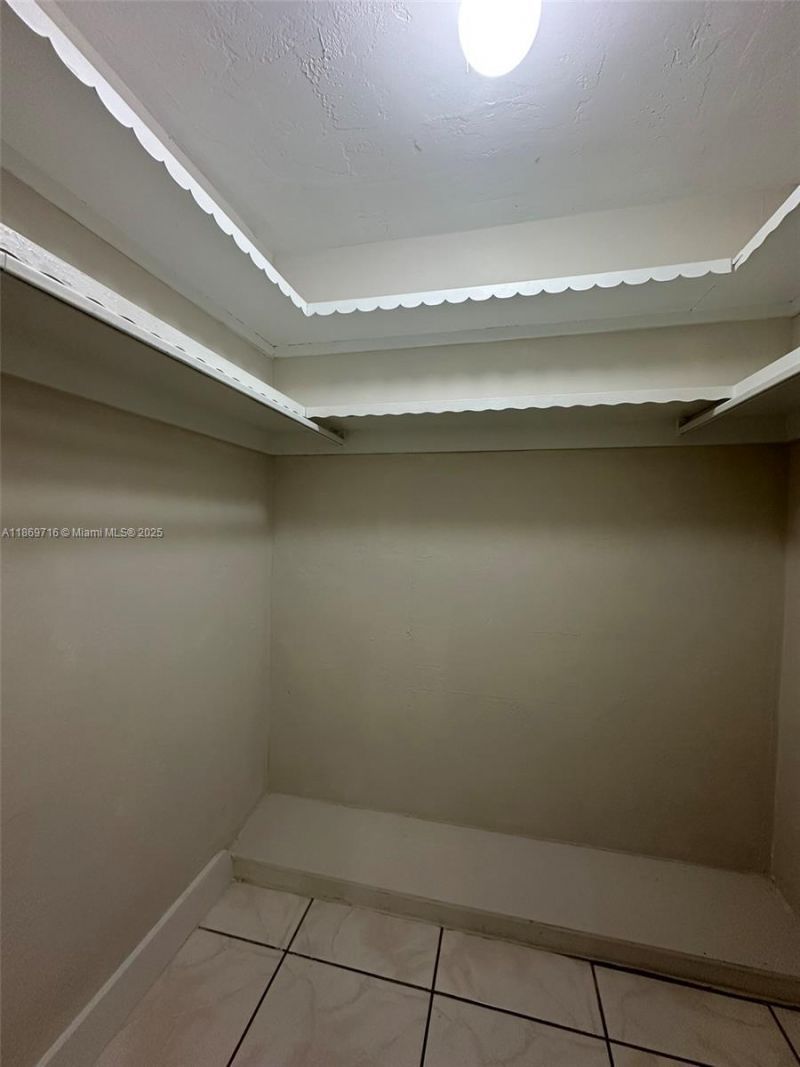 1501 NE 191st St, Unit C108, Miami, FL 33179 Photo