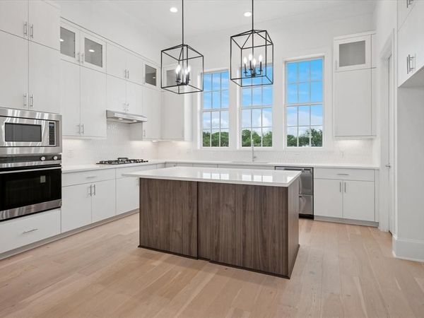 5029 Magnolia Circle, Addison, TX 75001