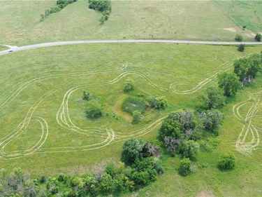 HWY C Highway, Albany, MO 64402