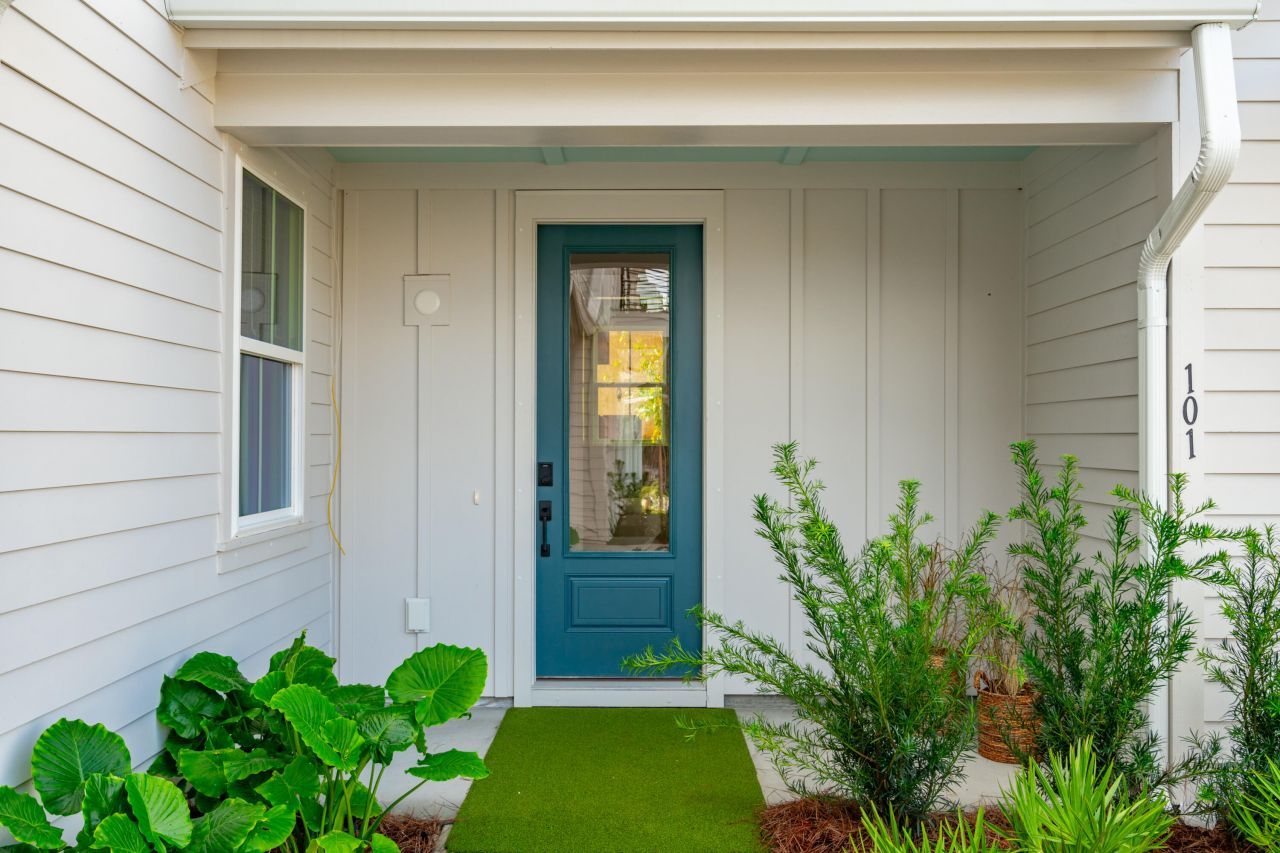 300 Livewell Court Photo 6