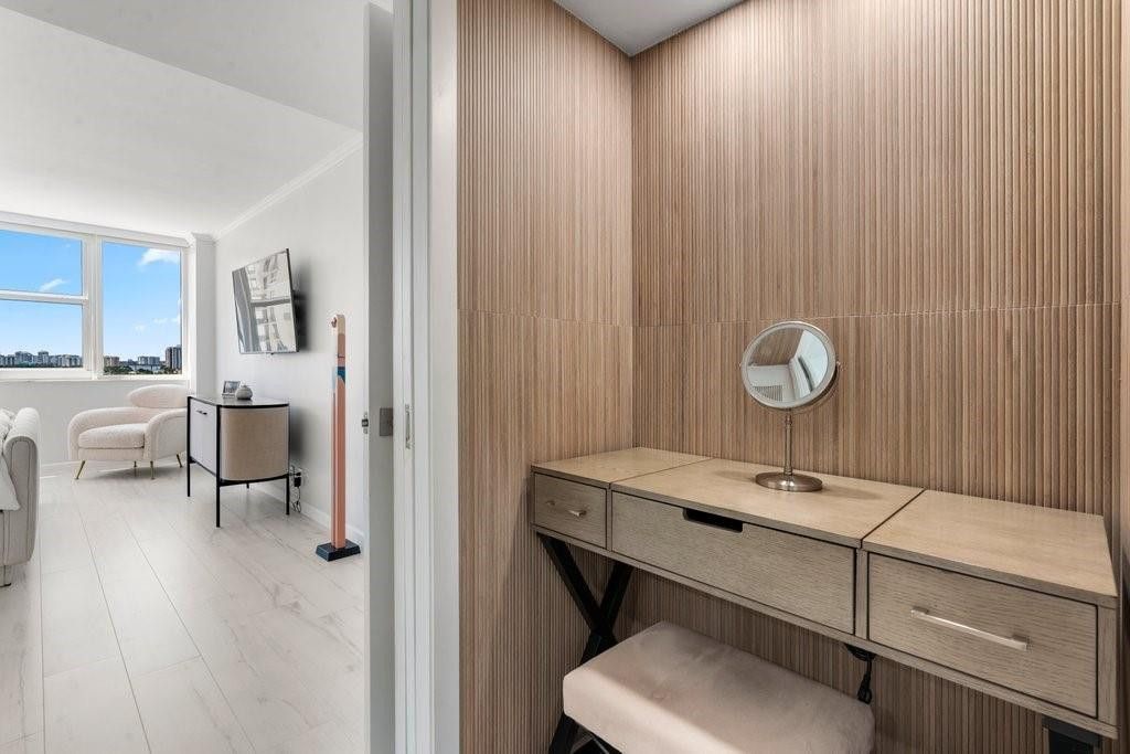 2030 S Ocean Drive, Unit 1407, Hallandale Beach, FL 33009 Photo