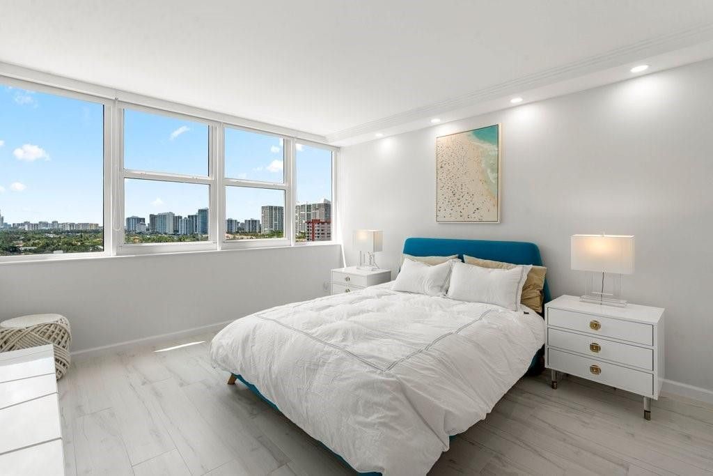 2030 S Ocean Drive, Unit 1407, Hallandale Beach, FL 33009 Photo