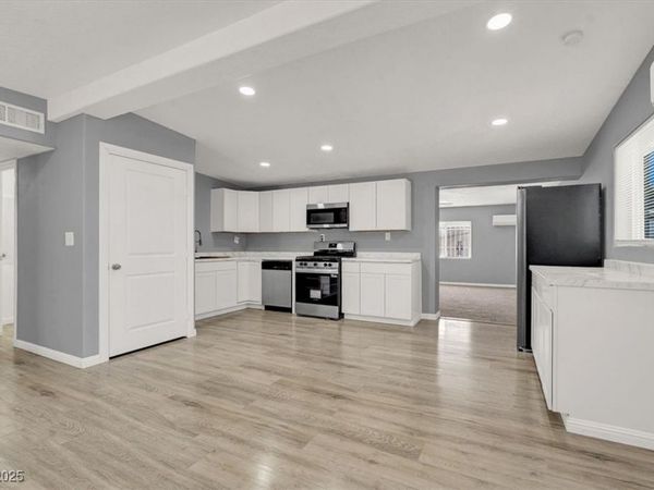 1659 Palma Vista Avenue, Las Vegas, NV 89169