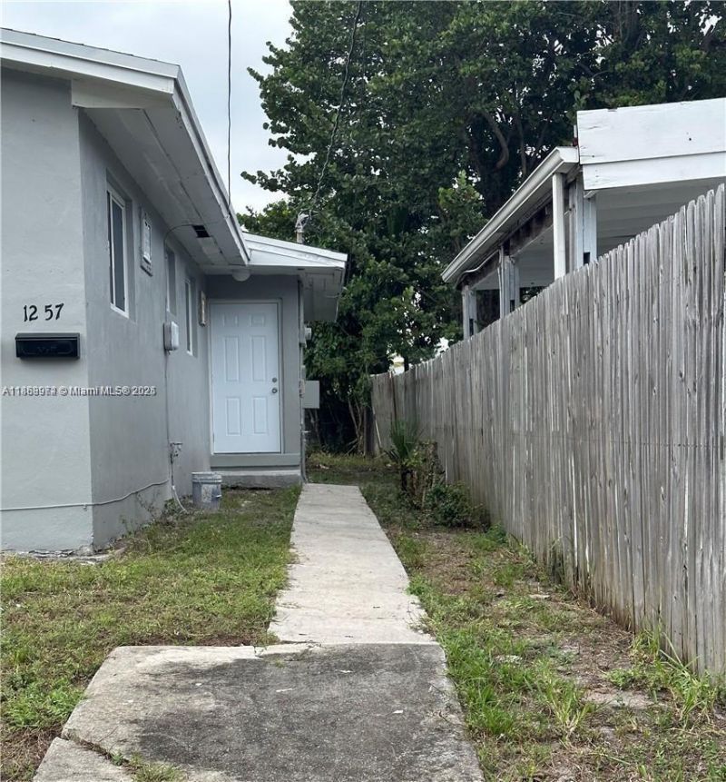 1255 NE 110th Ter, Miami, FL 33161 Photo