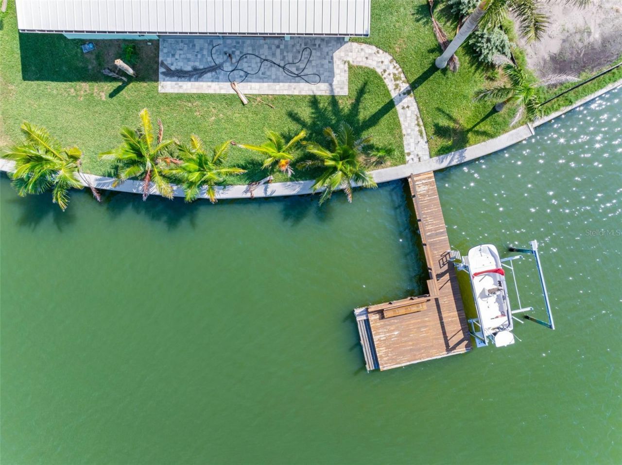 493 Bath Club Boulevard N, North Redington Beach, FL 33708 Photo