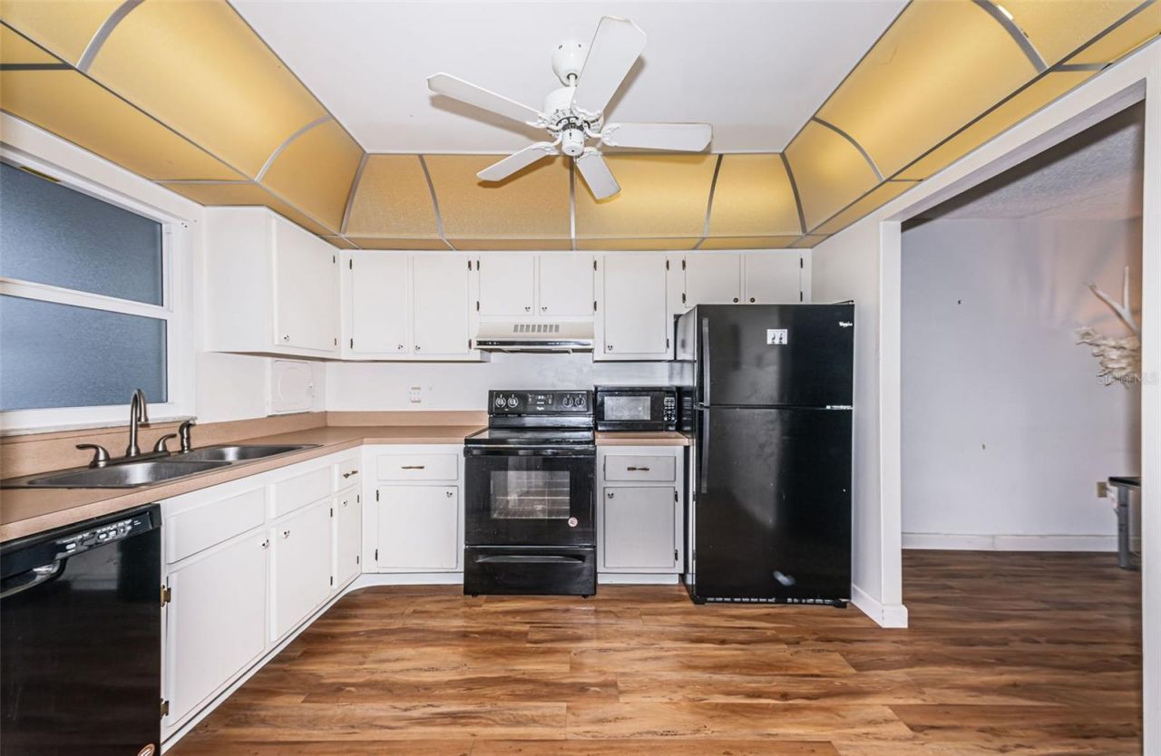 700 Beach Drive Ne, Unit 308, Saint Petersburg, FL 33701 Photo