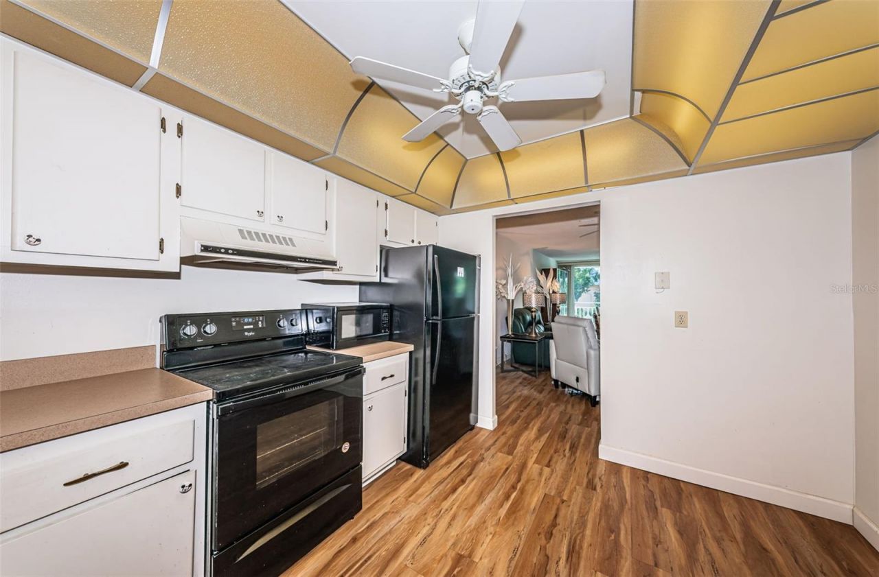 700 Beach Drive Ne, Unit 308, Saint Petersburg, FL 33701 Photo