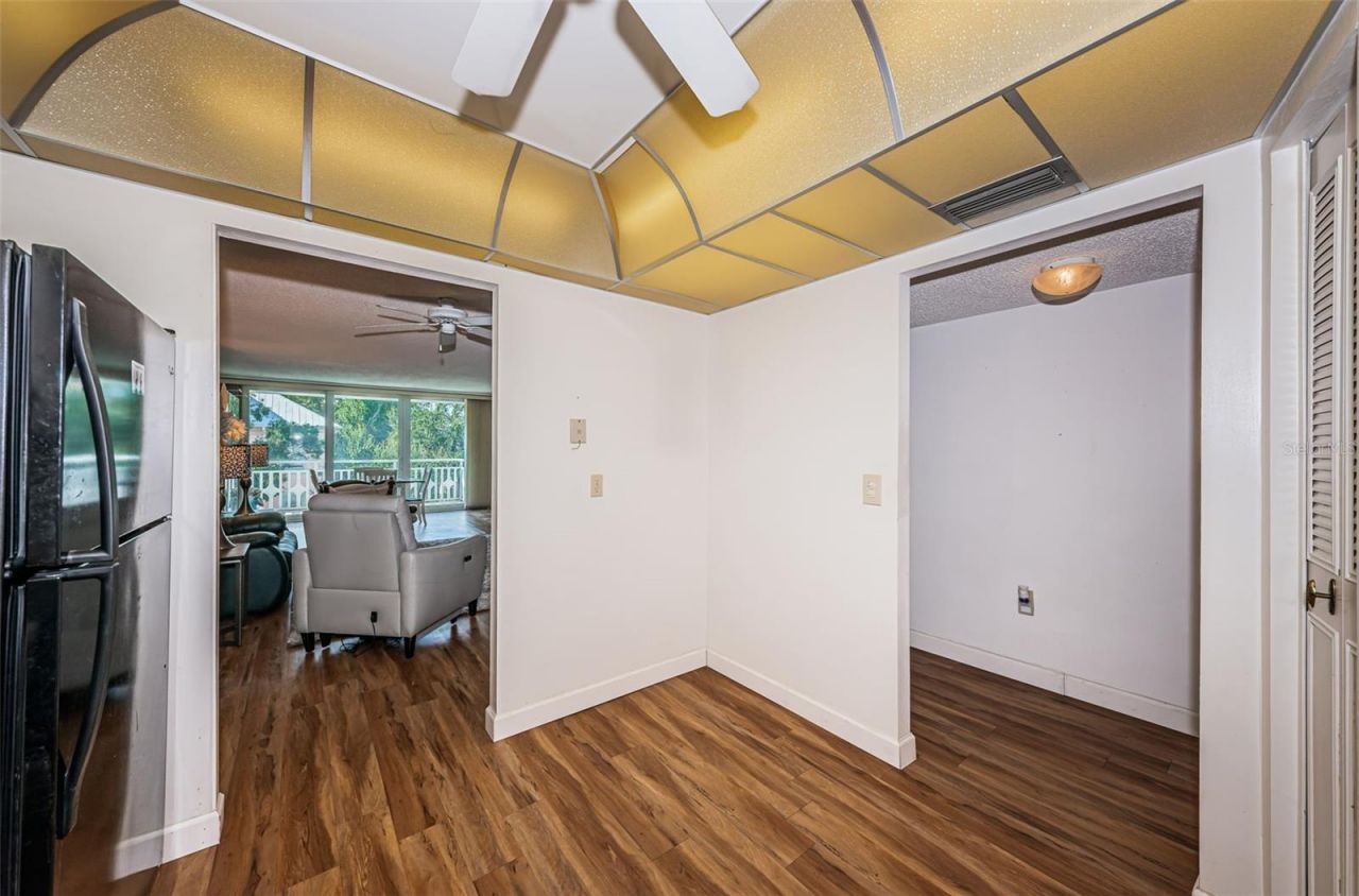 700 Beach Drive Ne, Unit 308, Saint Petersburg, FL 33701 Photo