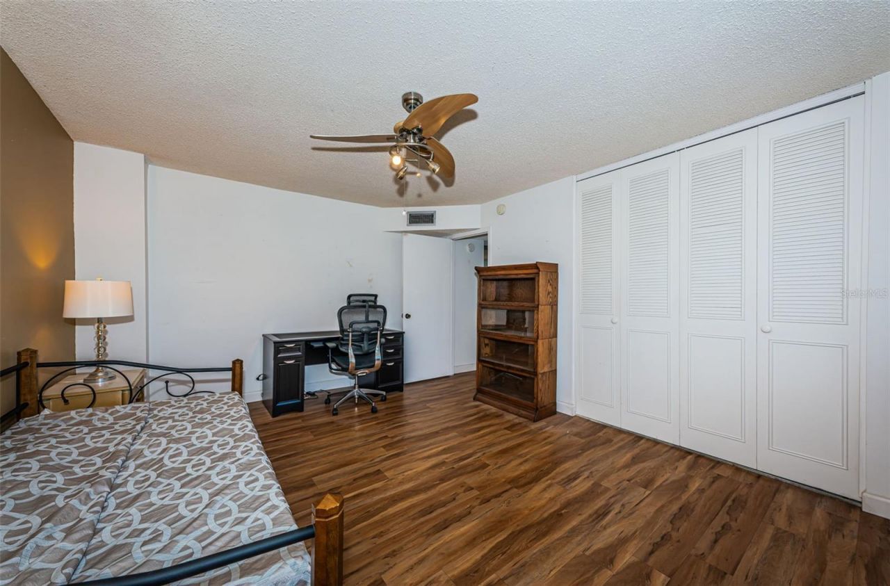 700 Beach Drive Ne, Unit 308, Saint Petersburg, FL 33701 Photo