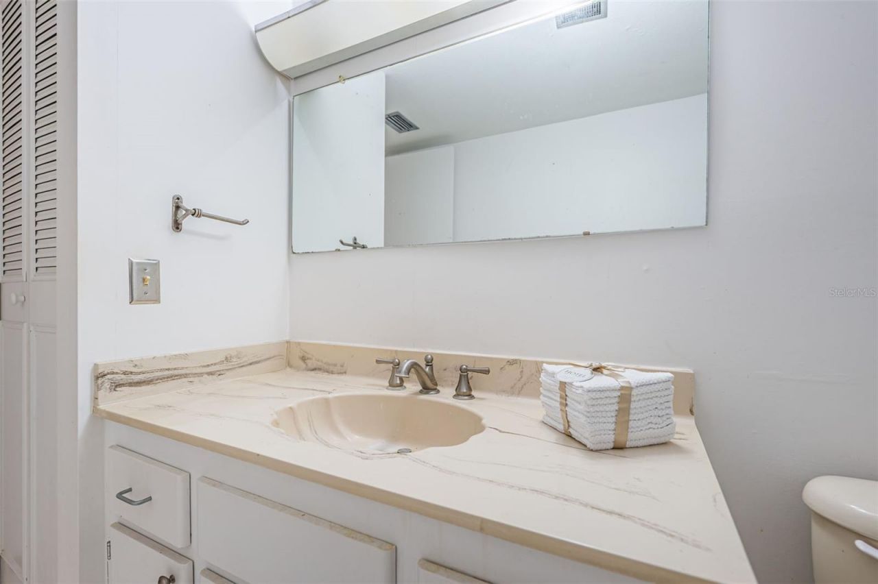 700 Beach Drive Ne, Unit 308, Saint Petersburg, FL 33701 Photo