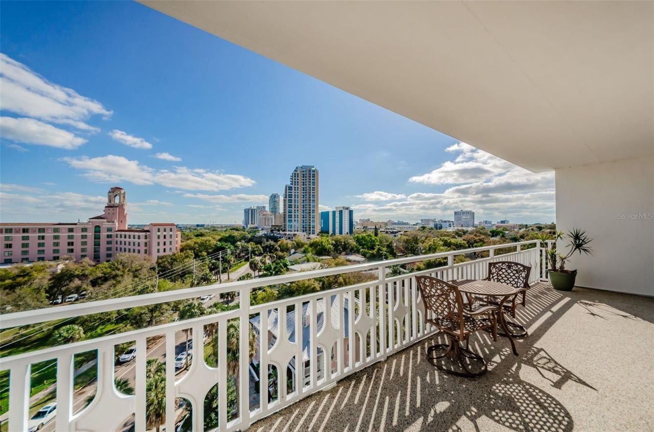 700 Beach Drive Ne, Unit 308, Saint Petersburg, FL 33701 Photo