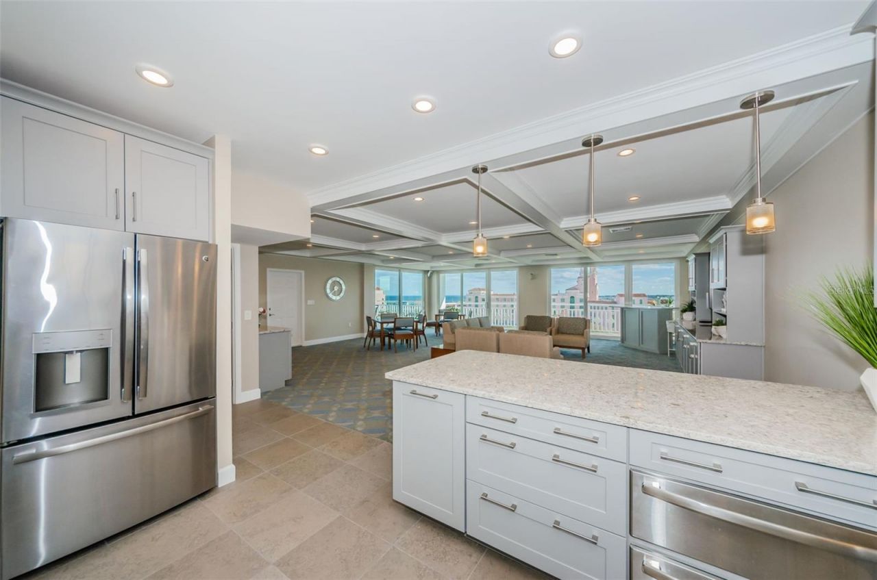 700 Beach Drive Ne, Unit 308, Saint Petersburg, FL 33701 Photo