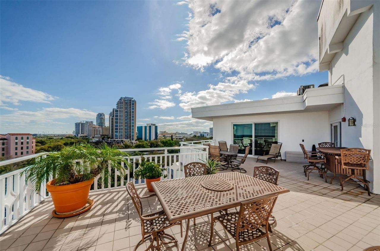 700 Beach Drive Ne, Unit 308, Saint Petersburg, FL 33701 Photo