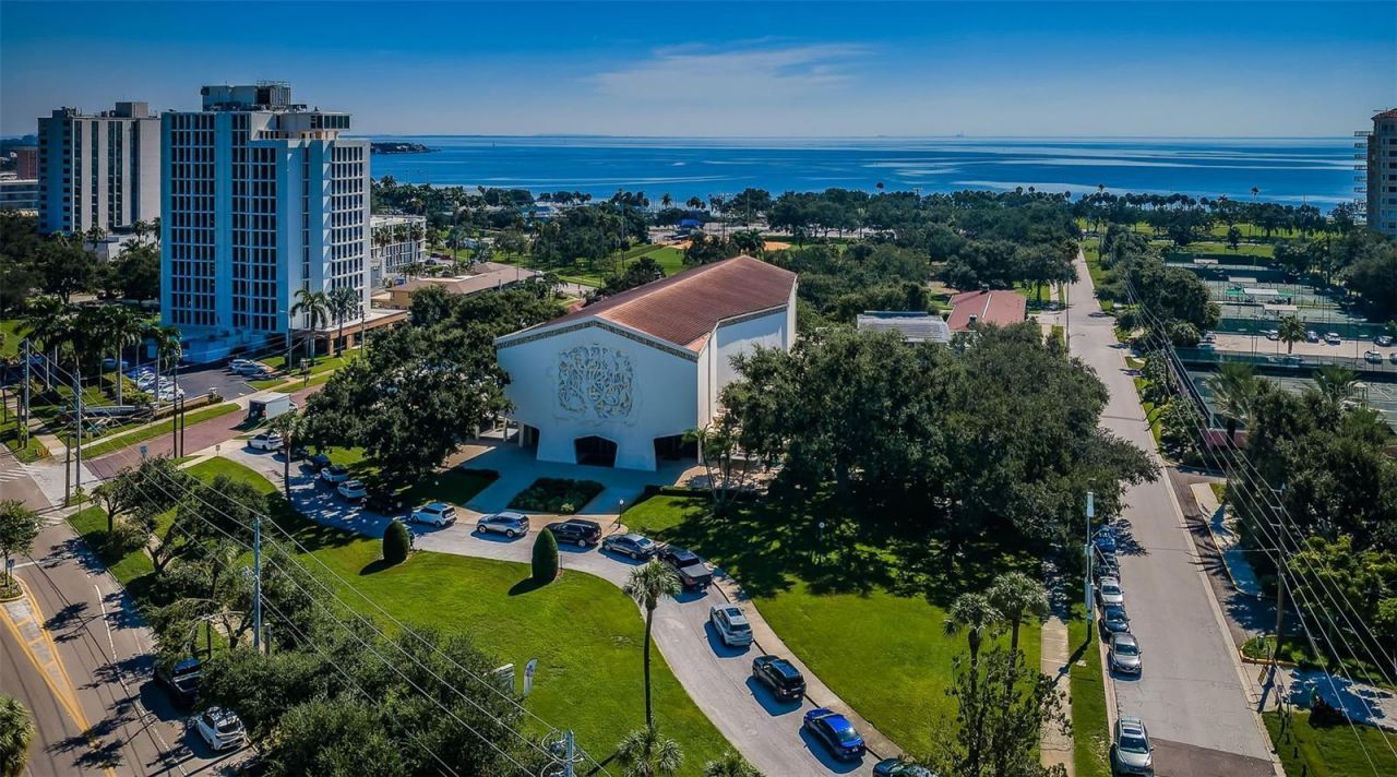 700 Beach Drive Ne, Unit 308, Saint Petersburg, FL 33701 Photo