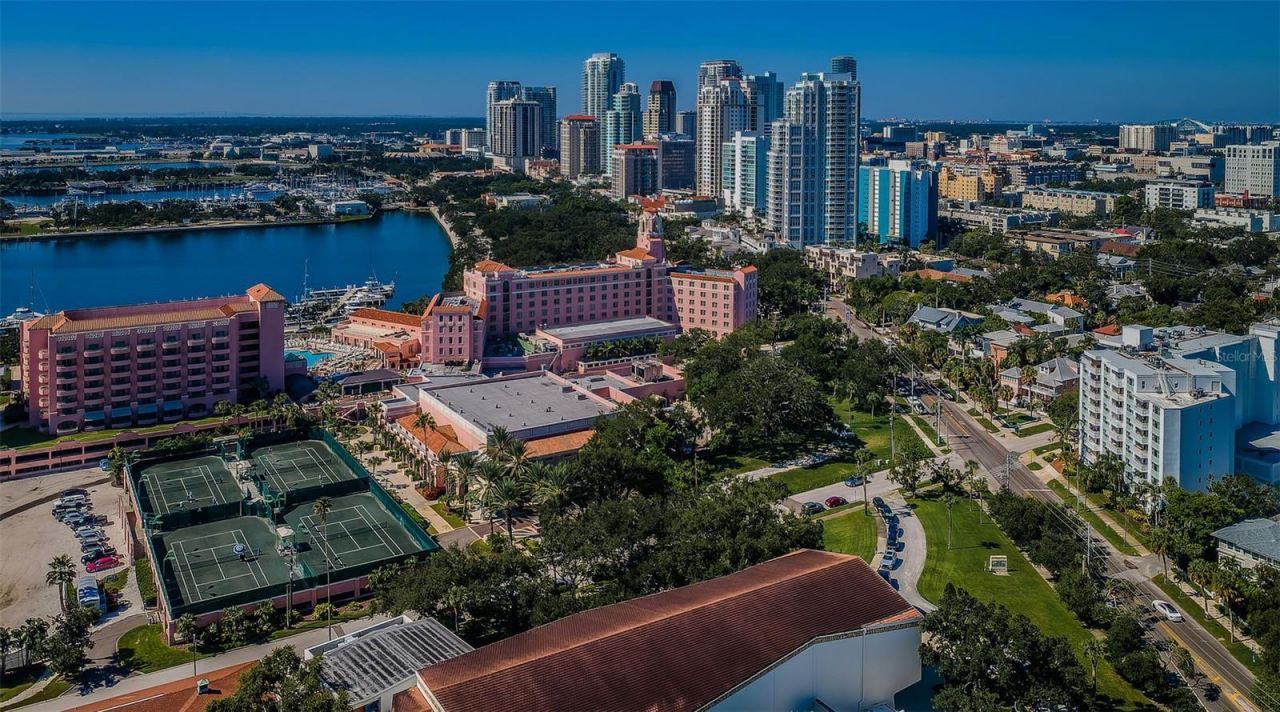 700 Beach Drive Ne, Unit 308, Saint Petersburg, FL 33701 Photo