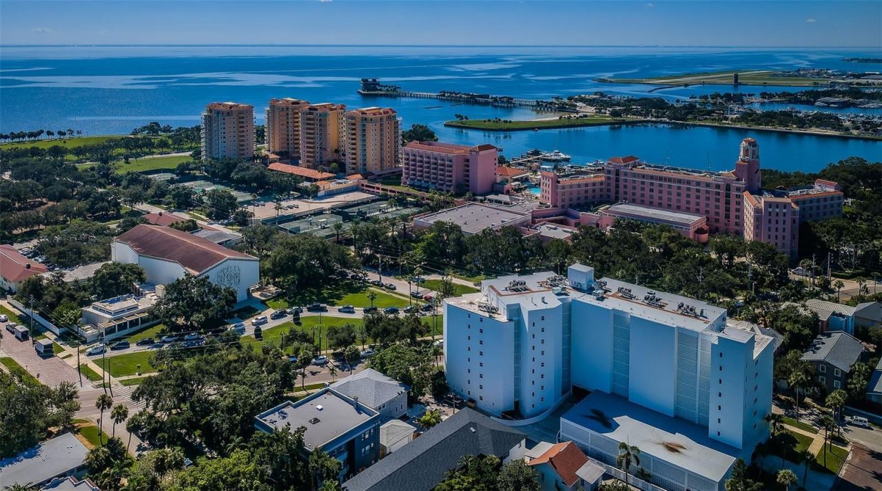 700 Beach Drive Ne, Unit 308, Saint Petersburg, FL 33701 Photo