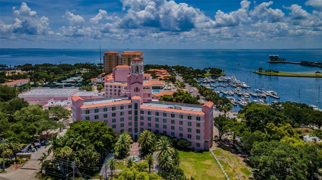 700 Beach Drive Ne, Unit 308, Saint Petersburg, FL 33701 Photo