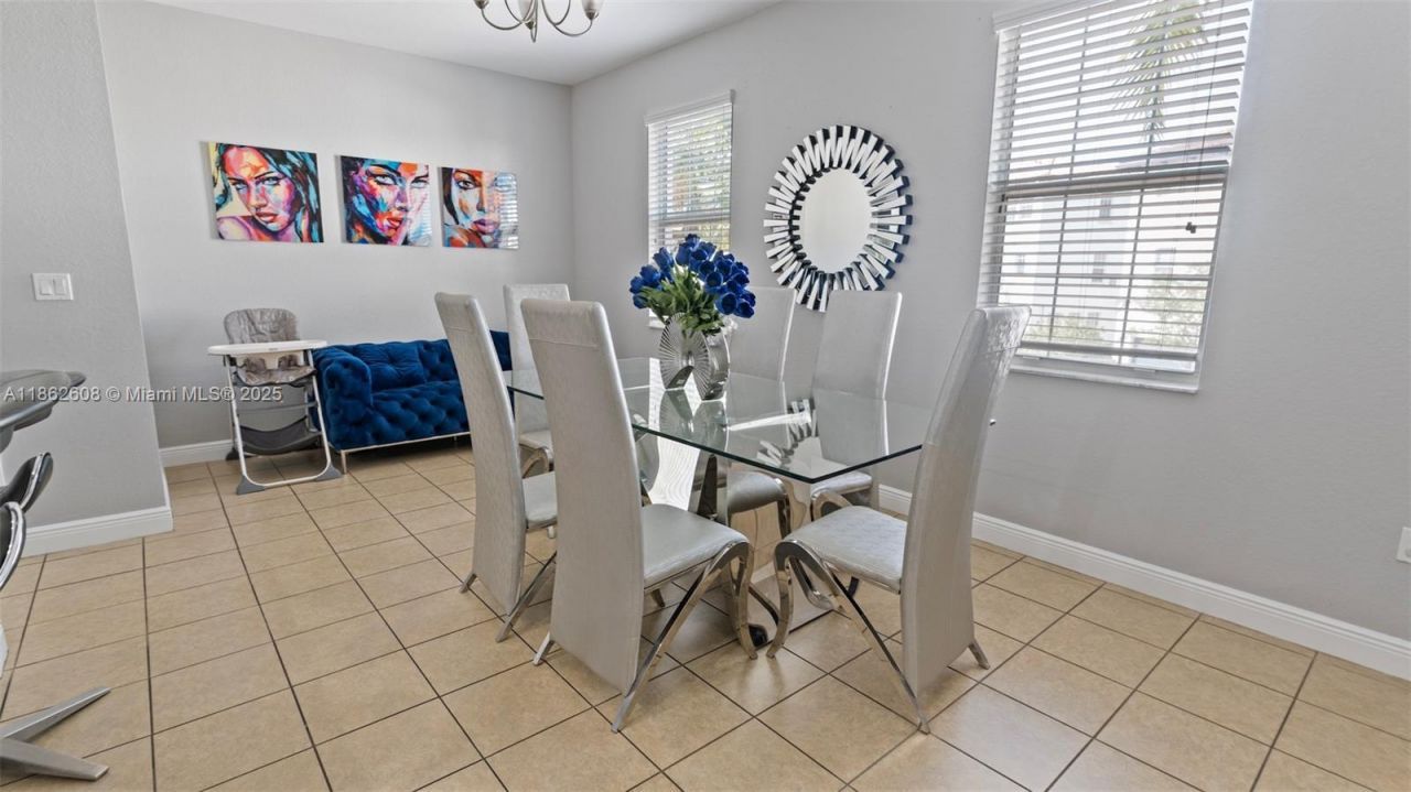 2547 SW 119th Ter, Miramar, FL 33025 Photo