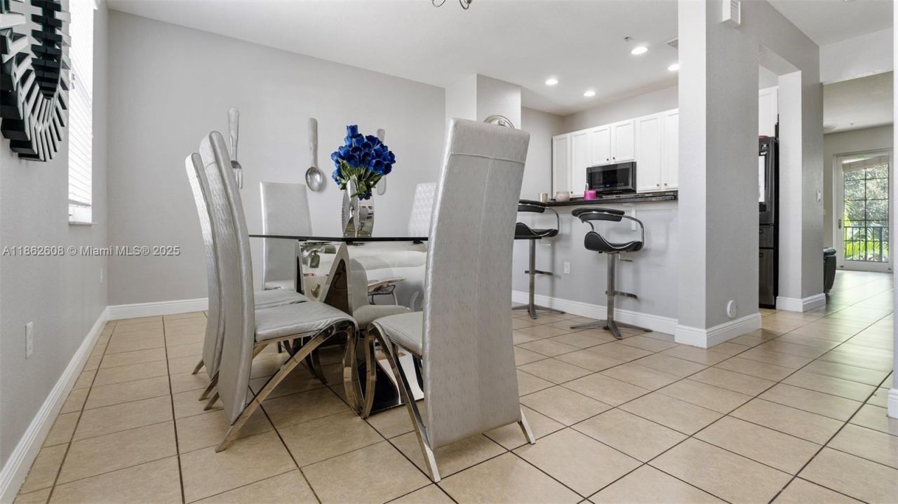 2547 SW 119th Ter, Miramar, FL 33025 Photo