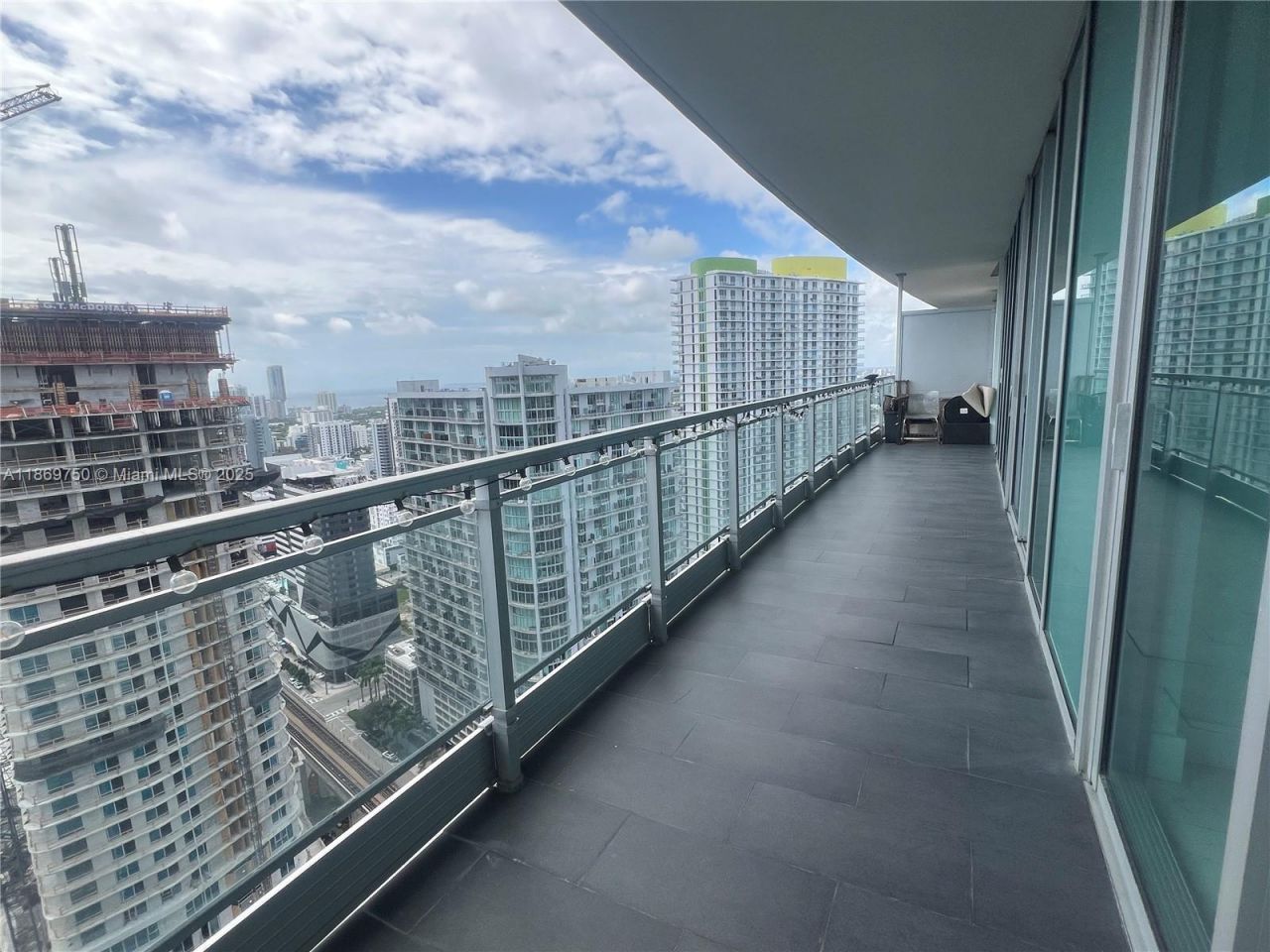 92 SW 3rd St, Unit 3803, Miami, FL 33130 Photo
