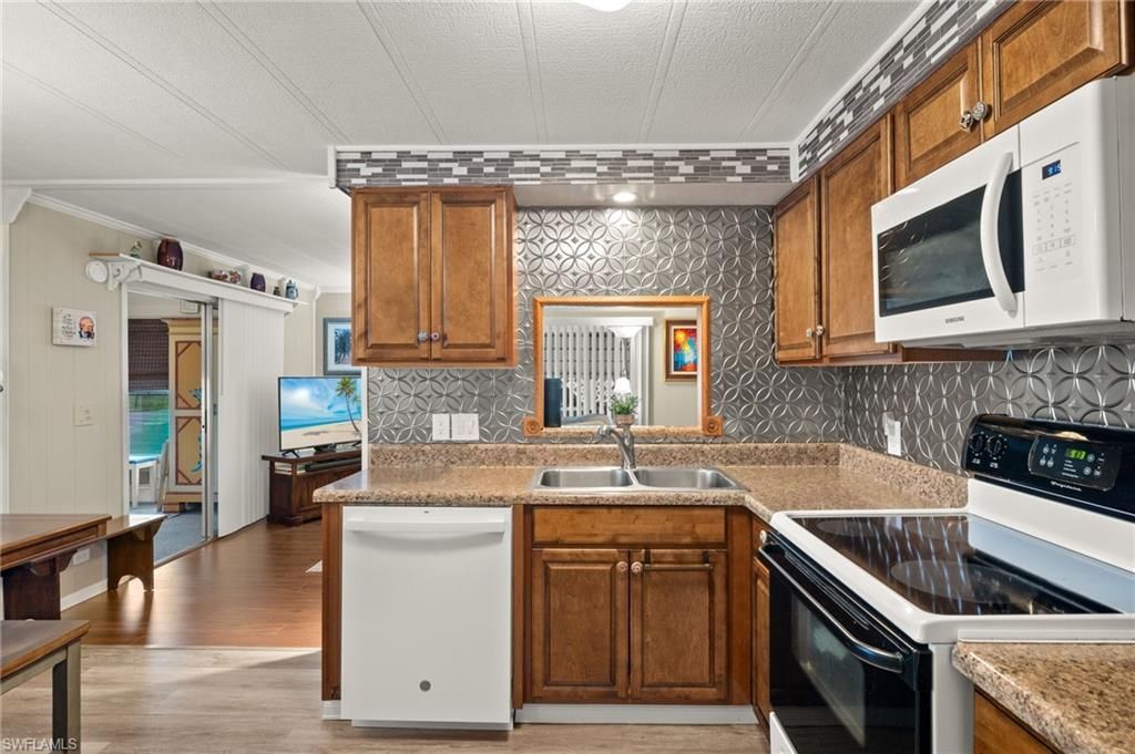 788 Roses Ln, North Fort Myers, FL 33917 Photo