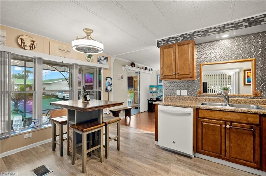 788 Roses Ln, North Fort Myers, FL 33917 Photo